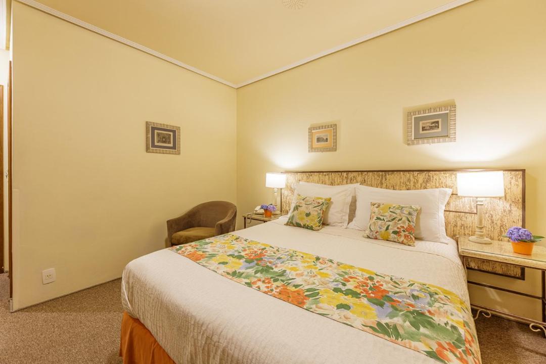 Hotel Pousada Le Chateau Gramado Buitenkant foto