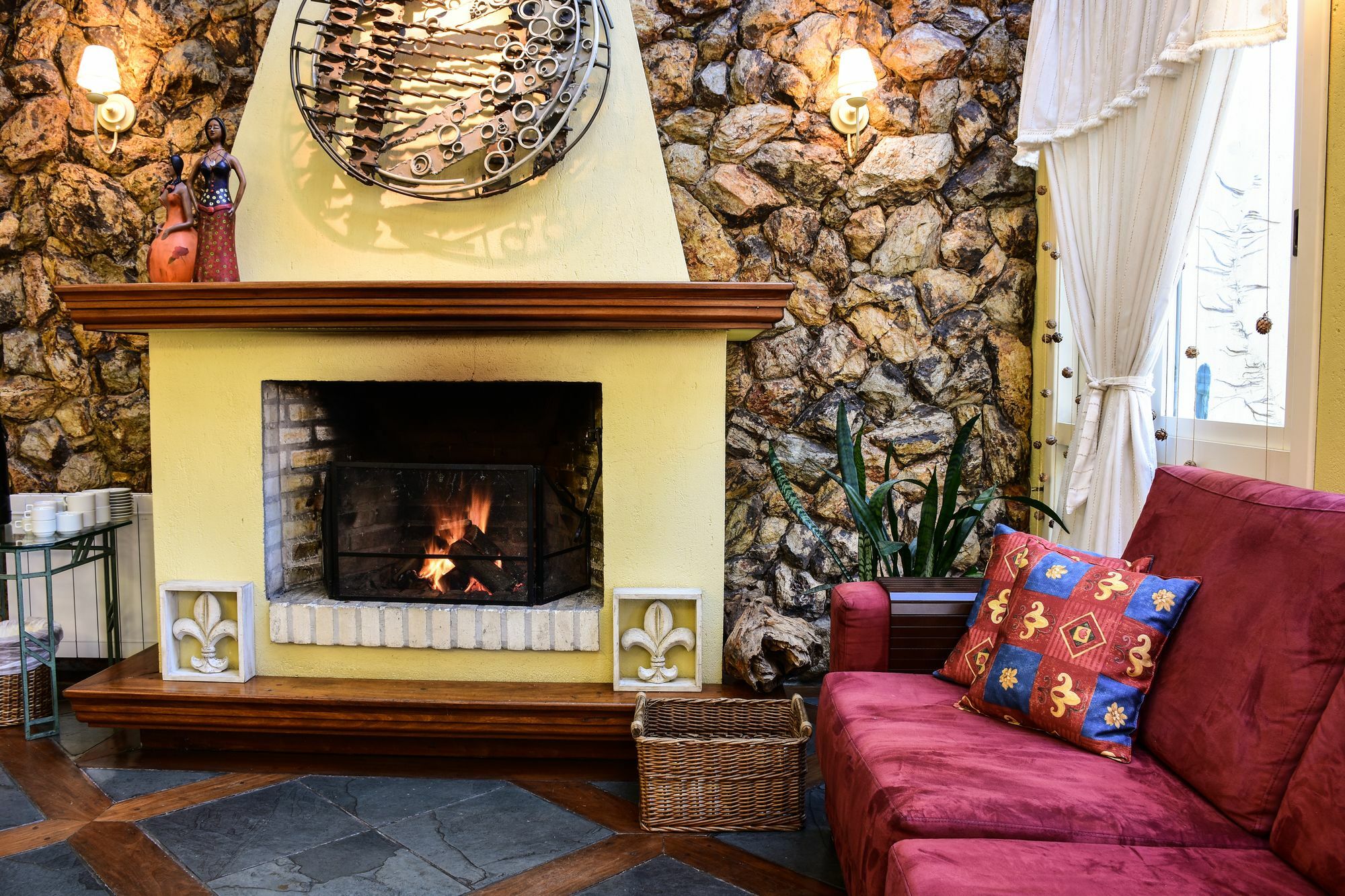 Hotel Pousada Le Chateau Gramado Buitenkant foto